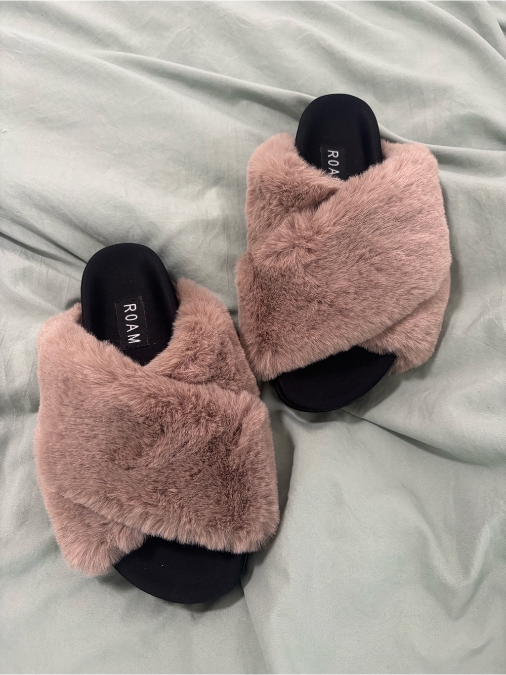 ROAM Cloud Nude Tonal Slippers